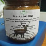 GULASZ Z JELENIA Z KURKAMI